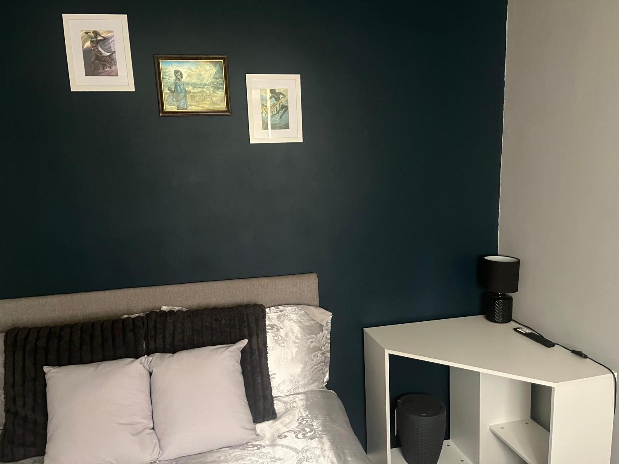 Queenomega'S Home Stay London Kültér fotó